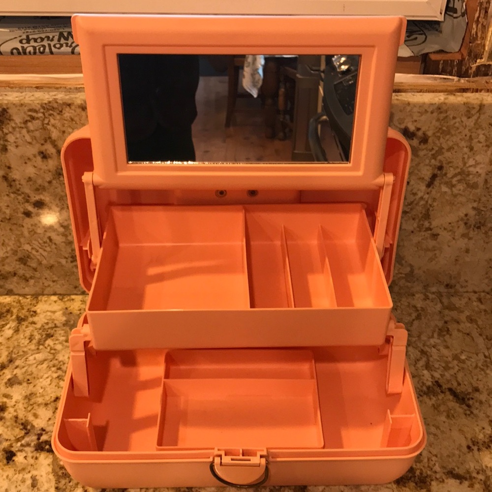 ✨SOLD✨VINTAGE CABOODLES COSMETICS TOTE - Picture 3 of 8